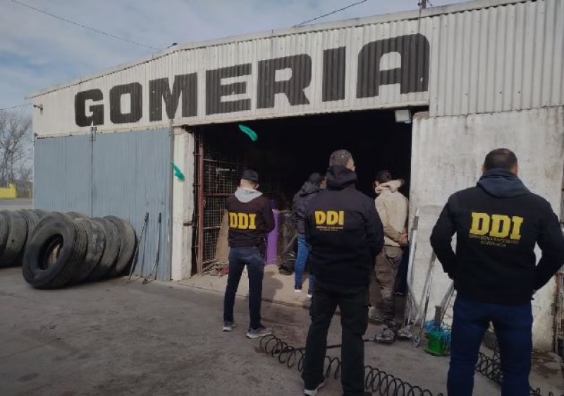Robaban en Olavarra y se escondan en Bolvar